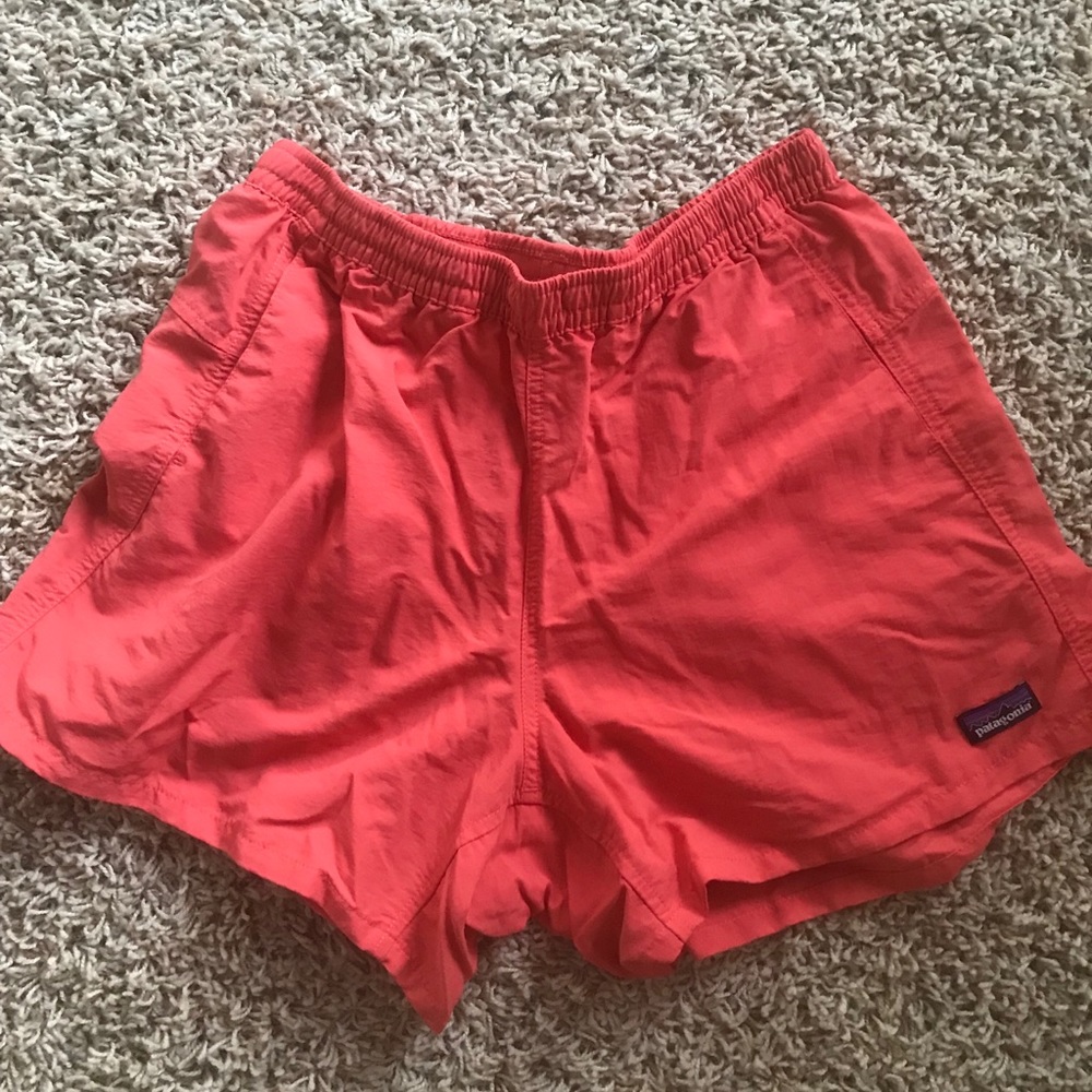 patagonia women’s baggies